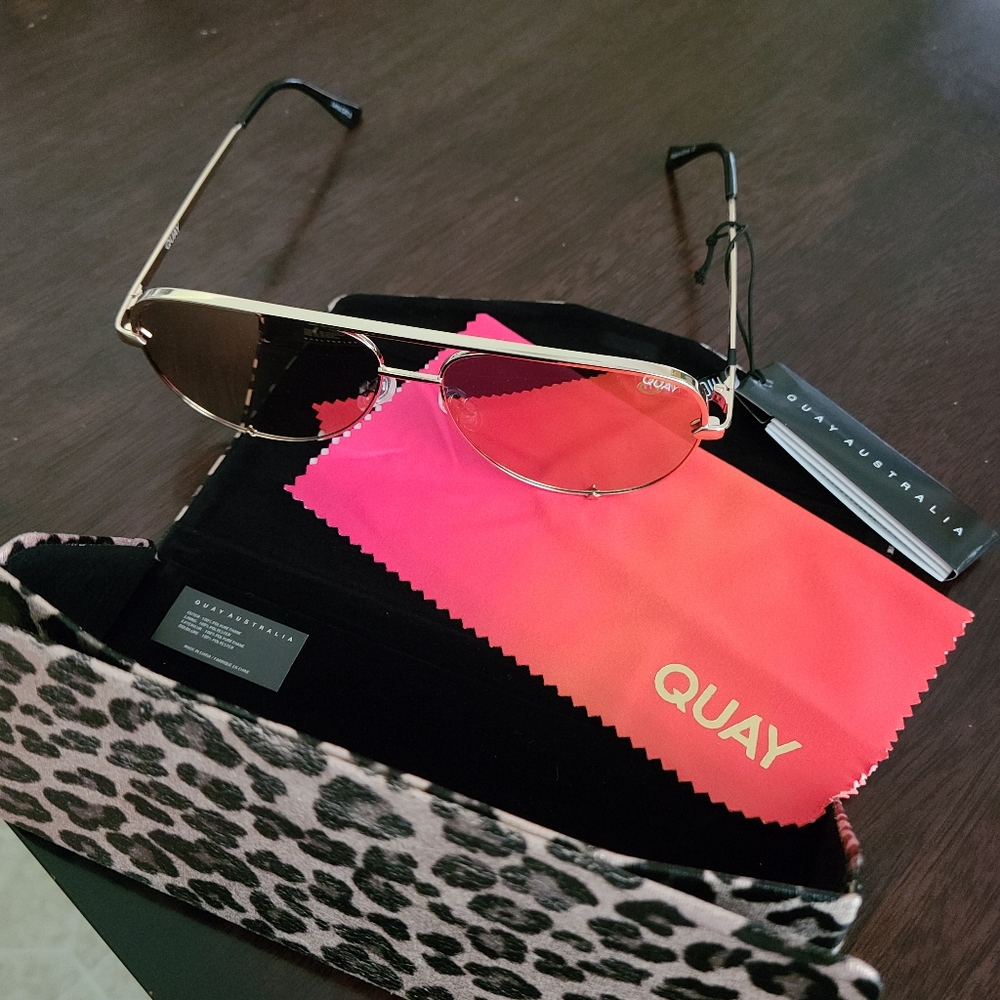 QUAY Sunglasses, Gold in color, Leopard case